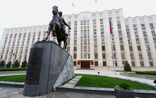Правительству поручено быстро усмирить рост цен на стройматериалы, разобраться с кадровым голодом в строительстве и узаконить апартаменты