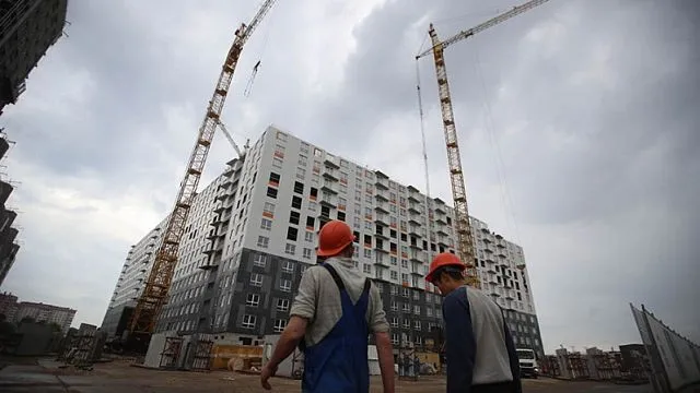 После двух месяцев роста объем строительных работ опять снизился