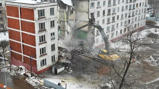 Госдума определила новые механизмы расселения аварийного жилья в России