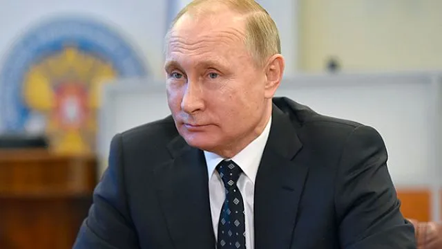 Путин потребовал окончательно решить проблему обманутых дольщиков