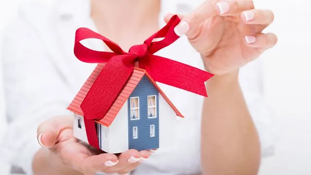 НДФЛ по новым правилам: получение недвижимости в дар и дальнейшая продажа